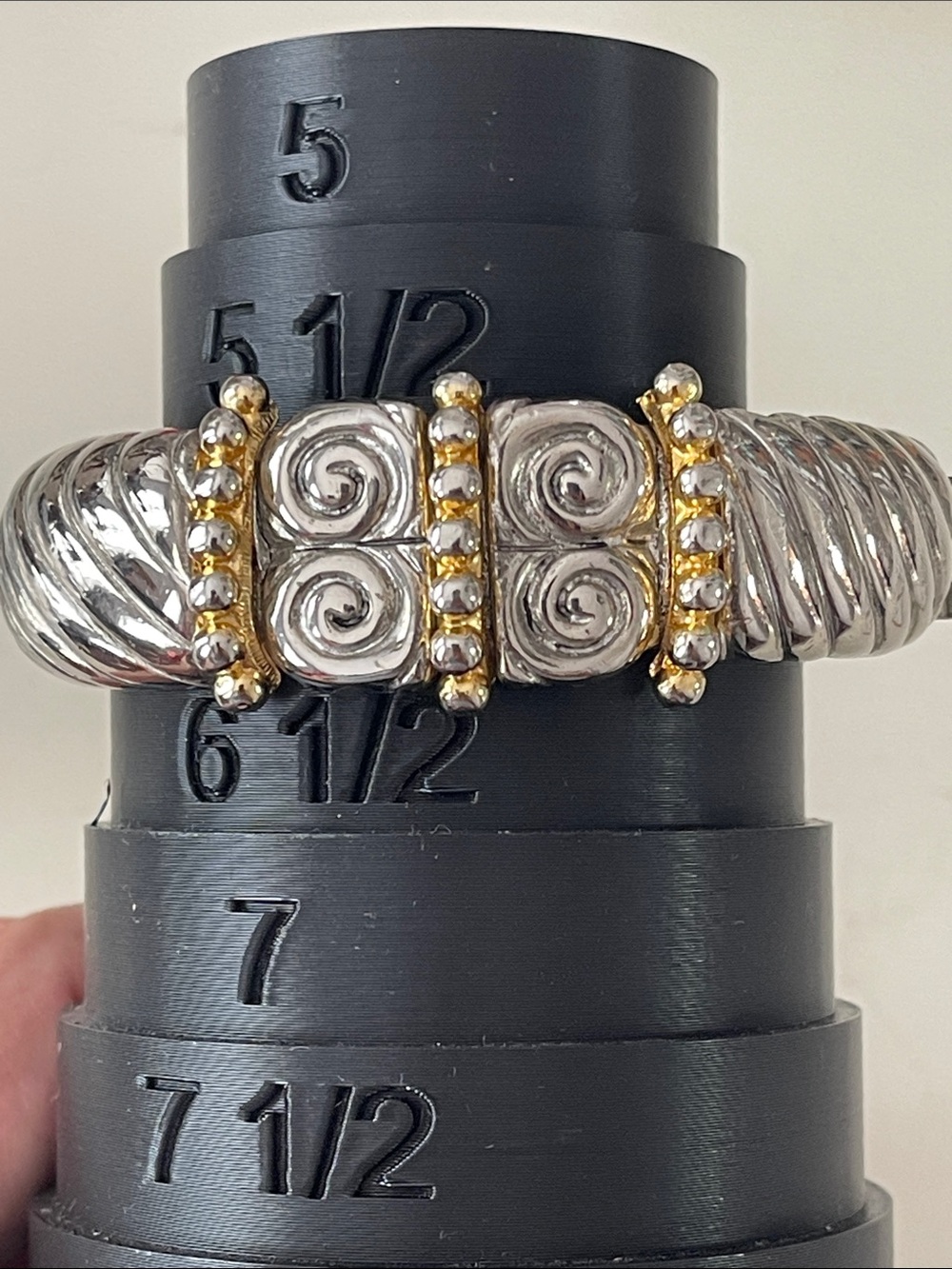 Premier Designs hinged two-tone scrolled bracelet